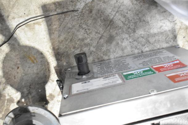 Brand new 2025 Avantco 177CAGR212 stainless steel 2 burner range; commercial, natural gas, 25,000 BTU, minor scratches/dents.