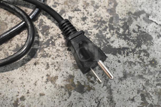 Black power cord for the Galaxy 177RWGB90 rice warmer. Features a standard two-prong plug. Suitable for 120V, 1 phase.