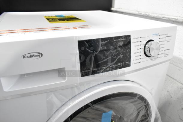 Brand new 2024 KoolMore FLC-3CWH 2.7 cu. ft. washer & dryer combo, scratch and dent condition, 120 volts, 1 phase.