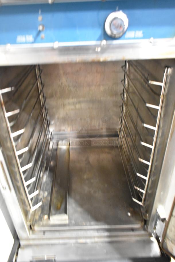Alto Shaam 1000-TH-I Halo Heat Cook N Hold Oven, stainless steel interior, commercial casters, 208-240V, 1 phase.