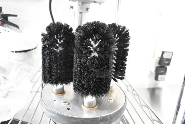 BRAND NEW Bar Maid A-200 upright bar glass washer with brushes, 115 volts, 1 phase, minor cosmetic imperfections.