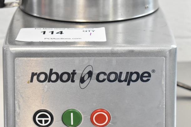BRAND NEW Robot Coupe Blixer 4 food processor, 4.7 qt stainless steel bowl, 1.5 hp, scratch and dent condition.