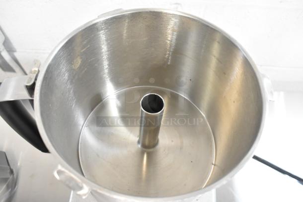 Brand new Robot Coupe Blixer 4 stainless steel 4.7 Qt. food processor with bowl, lid, and S blade. 1 1/2 hp, scratch and dent.