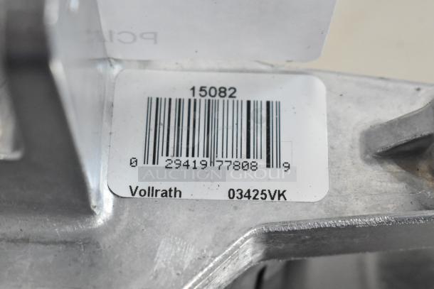Vollrath 15082 Redco InstaCut 3/8" Dice T-Pack, new with scratches. Features barcode and markings "03425VK".