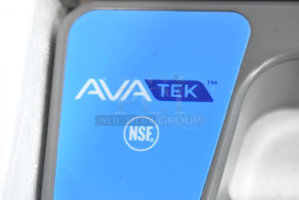 AvaTek 334RSB50SS digital scale, 50 lb. capacity, scratch and dent condition. Blue label with NSF certification visible.