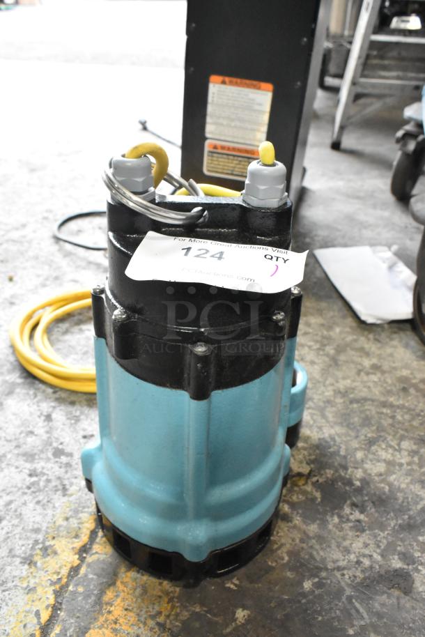 Brand new 506602 HT-6EN-CIA-FS submersible pump, 115V, 1 phase, slight cosmetic scratches, auction tag visible.
