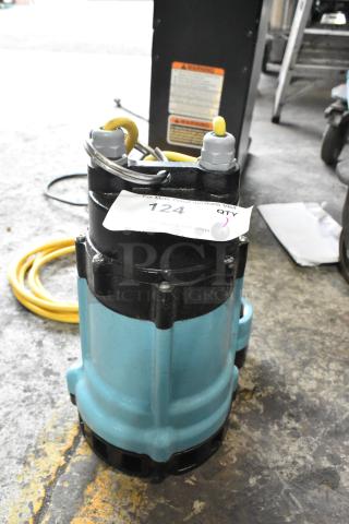 Brand new 506602 HT-6EN-CIA-FS submersible pump, 115V, 1 phase, slight cosmetic scratches, auction tag visible.