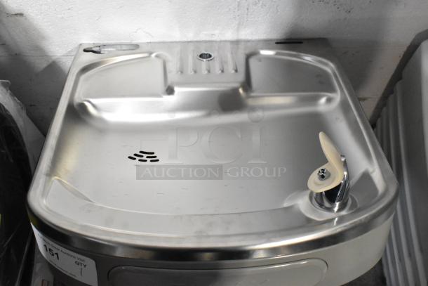 Stainless steel Elkay EZSDWS_1G wall mount water fountain, 115V, 1 phase, brand new with minor scratches and dents.