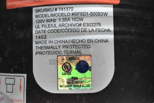 HDX SFSD1-500B3W Metal Floor Fan label detailing 120V, 60Hz, 1.35A, 162W. UL listed and thermally protected. Made in China.