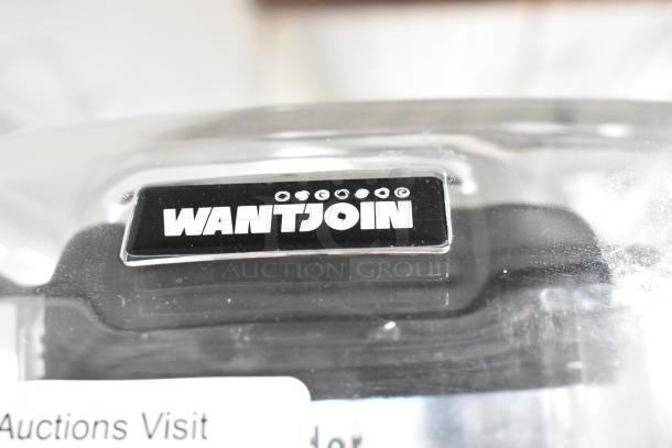 Wantjoin WX-9003 countertop blender, black base with pitcher and enclosure. Features 110 volts, 1 phase. Brand label visible.