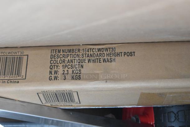 Cardboard box labeled with item 164TCLWDWT30, antique white wash, net weight 2.3 kg, gross weight 3 kg, made in China.