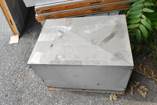 Harford Walk In Box with compressor and ADT090AKOLK, 115V, 1 phase. Includes evaporator fan. Visible wear on the surface.