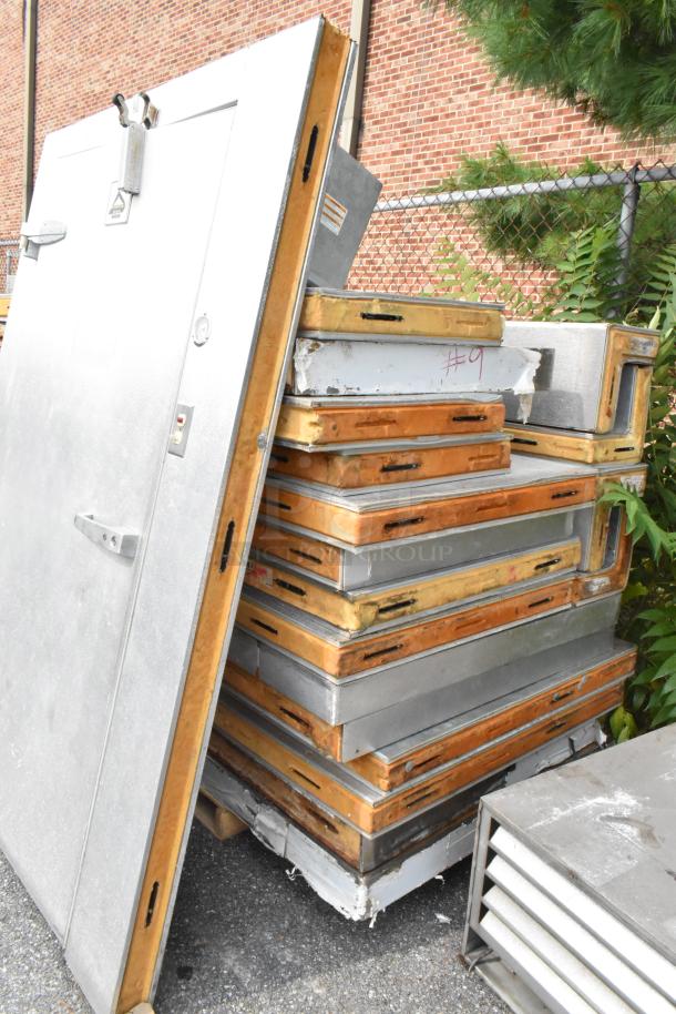 Harford Walk In Box with compressor, ADT090AKOLK model, 115V, 1 phase, evaporator fan shown, used condition.