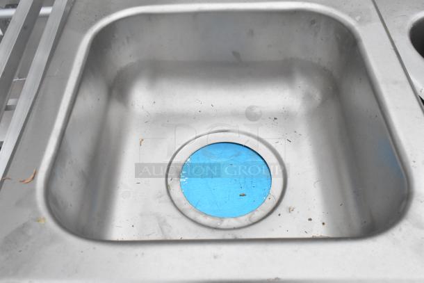 Regency 600DI1995 9"x9"x5" drop-in sink, 18-gauge stainless steel, one compartment, scratch and dent condition.