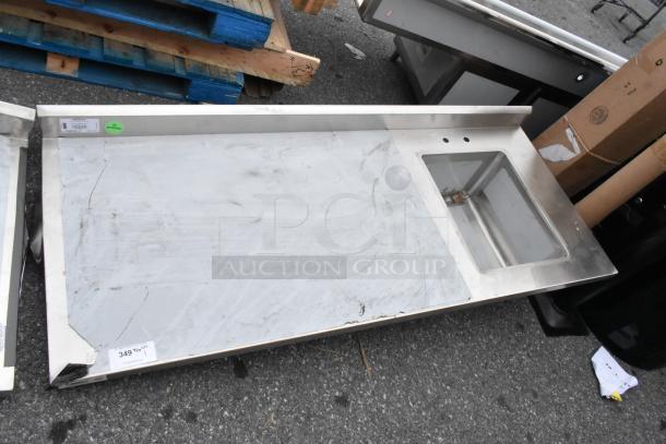 BRAND NEW SCRATCH AND DENT Regency 600ST3072R stainless steel table with single bay sink, minor surface scratches visible.