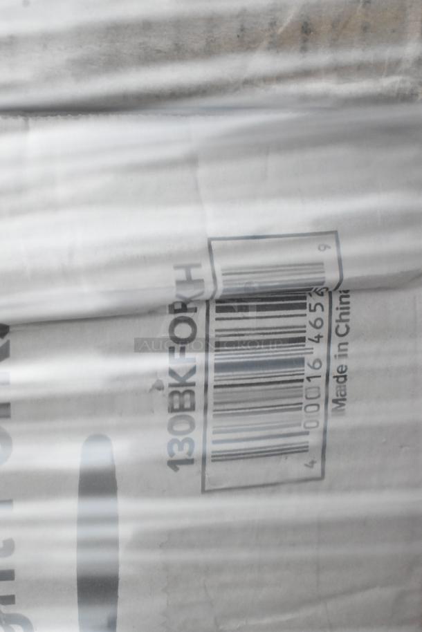 Box containing 25 scratch and dent items, including take-out pans, lids, and napkins. Barcode visible, marked "Made in China."
