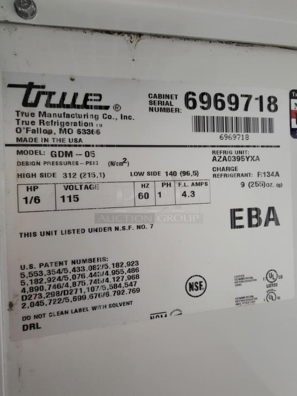 True GDM-05 Countertop Merchandiser Refrigerator, Model GDM-05, Serial 6969718, NSF certified, ideal for small businesses.