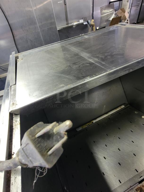 Vulcan VCD5-1 commercial countertop food warmer; stainless steel; occasional door hinge issue.