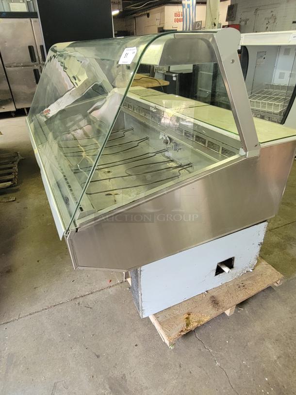 Federal SGRHD hot food display case, stainless steel, curved glass, ideal for deli/bakery use. Visible tag with item number.
