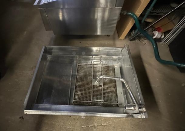 Pitco SSHBN55 Fryer Battery with Dump & Filter System. Stainless steel, for high-volume commercial kitchens, advanced oil management.