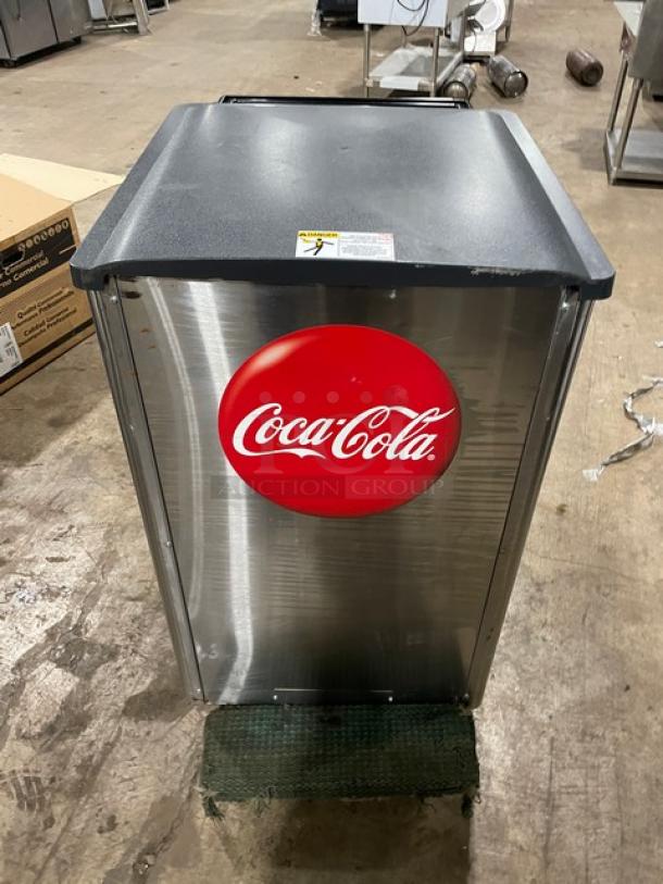Lancer 4500 countertop beverage/ice dispenser, Coca-Cola logo, stainless steel, 6-flavor, electric, model 4500, SN: 854526H2336MR04F.