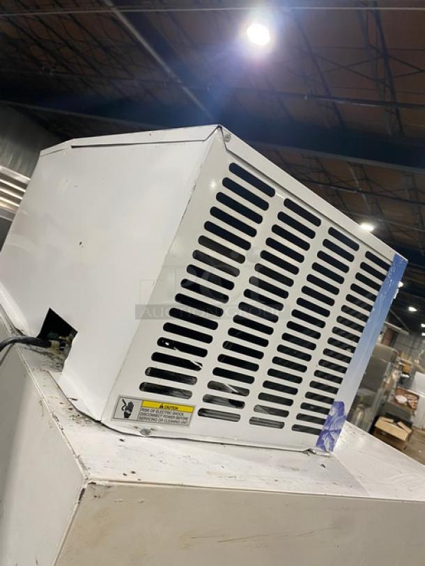 Leer Commercial White Single Glass Swing Door Ice Merchandiser Freezer, Model 301UC25MG, 115V, shows minor wear.