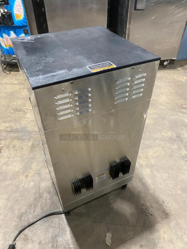 Bunn Dual DBC Series stainless steel countertop coffee brewer, model DUALSHDBC; includes funnels and servers.