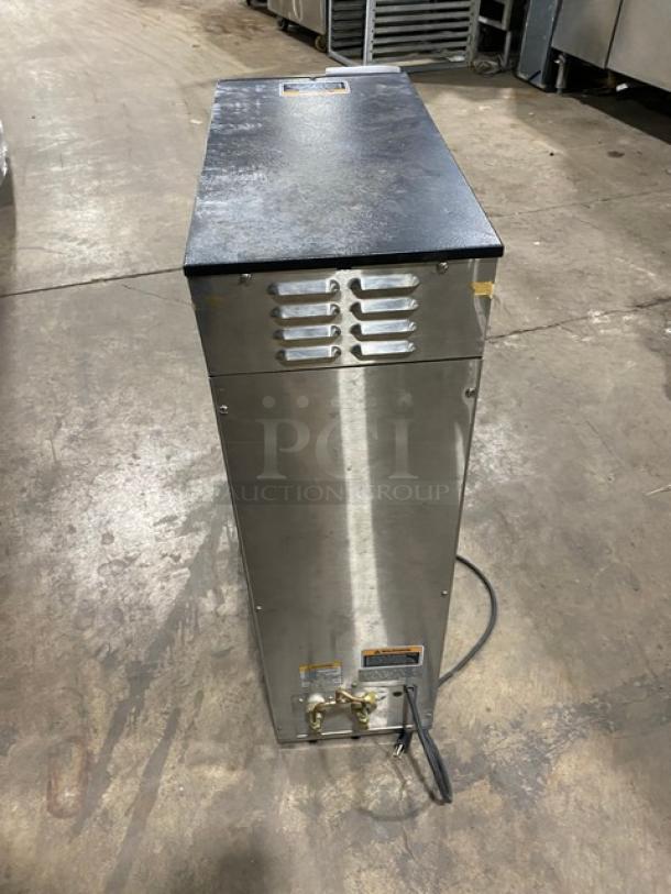Bunn ITB commercial stainless steel countertop iced tea brewer, model ITB, electric powered, with funnel, 120V 1 Phase.