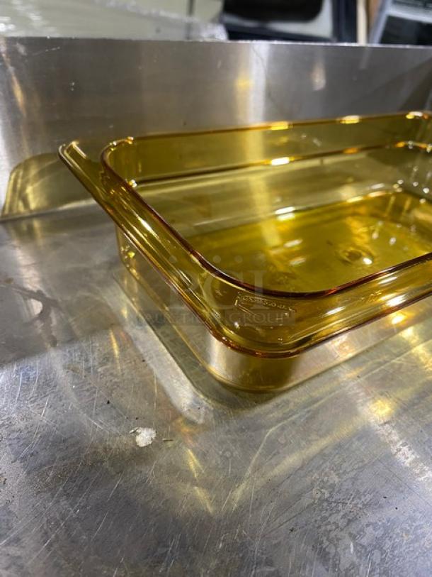 NEW Cambro Amber High-Temp 1/3-Size Food Pan, Model 32HP150, 2-1/2" Deep, pristine condition.