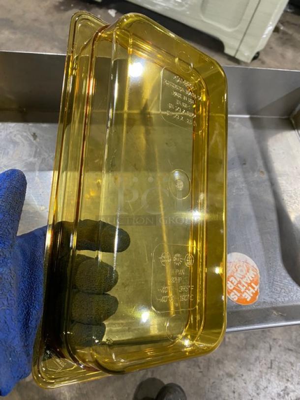 Cambro Commercial Amber High-Temperature 1/3-Size Food Pan, Model 32HP150, 2-1/2" deep, clear markings, new condition.