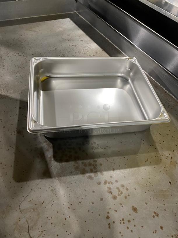 NEW Vollrath Super Pan II 1/2-Size Stainless Steel Hotel Pan, Model 30220, 2-1/2" Deep, pristine condition.