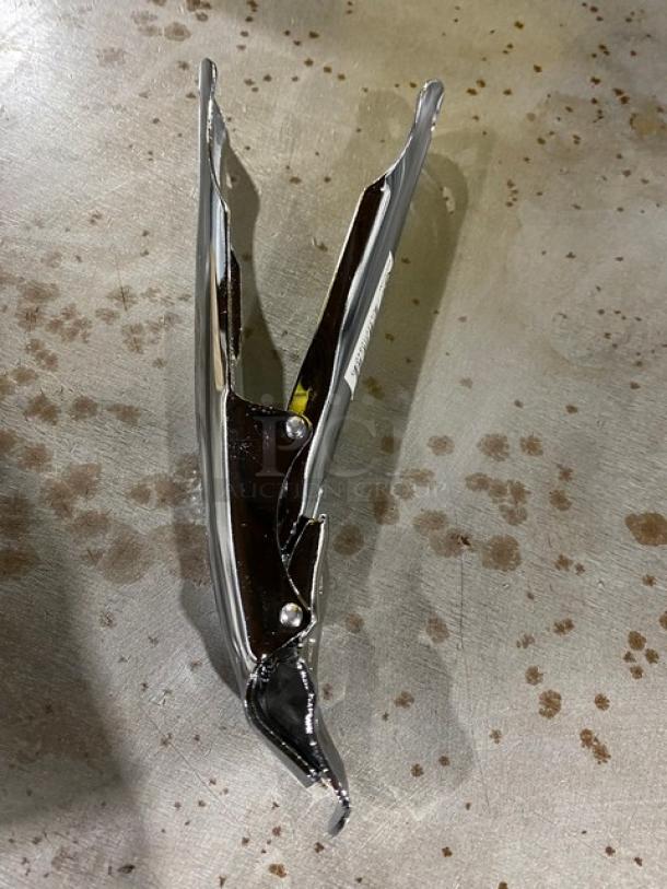 New Amercian MetalCraft pan gripper, model 9525, nickel plated, commercial use, pristine condition.