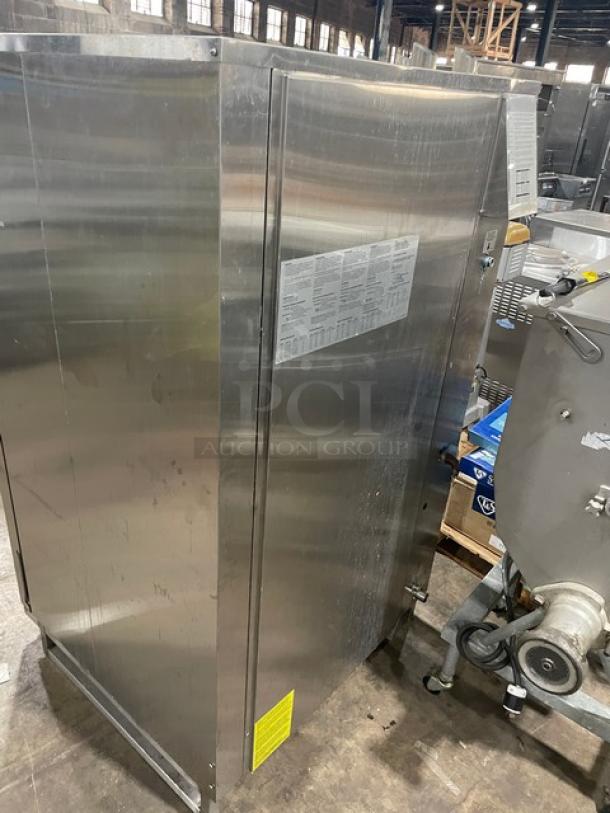 Alto-Shaam CTP2020G Combitherm Proformance Series stainless steel roll-in combi oven, 2014 model, with touchscreen control.