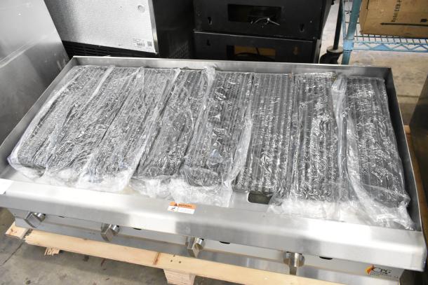 BRAND NEW Cooking Performance Group CPG CR-CPG-48-NL 48" Stainless Steel Natural Gas Charbroiler, 160,000 BTU, scratch and dent.