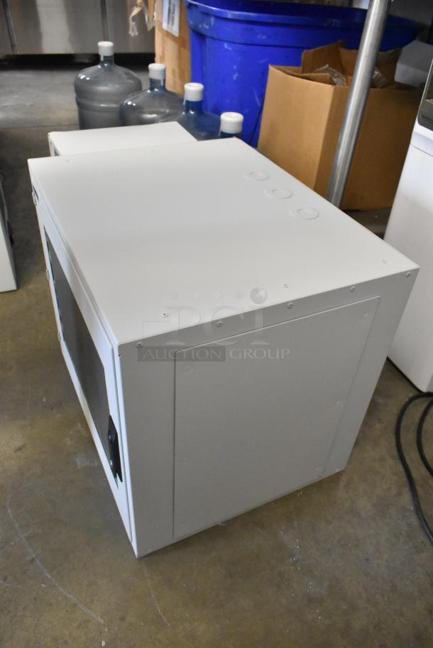 Hoffmann Spectracool Compact AC N170116G010, 115V, 1025 BTU, brand new, for indoor use.