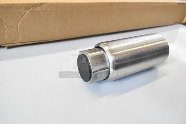 Stainless steel component for Avantco oven model 177CO28M, shown with packaging. Note condition: scratch and dent.