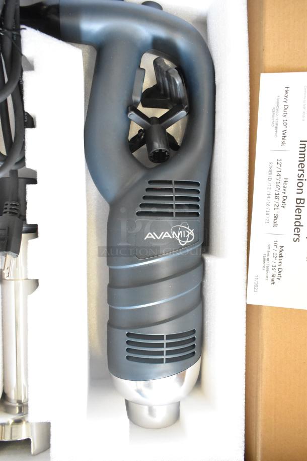AvaMix 928IBMD10 10" immersion blender, medium-duty, variable speed, brand new, 120V, shown in packaging with logo visible.
