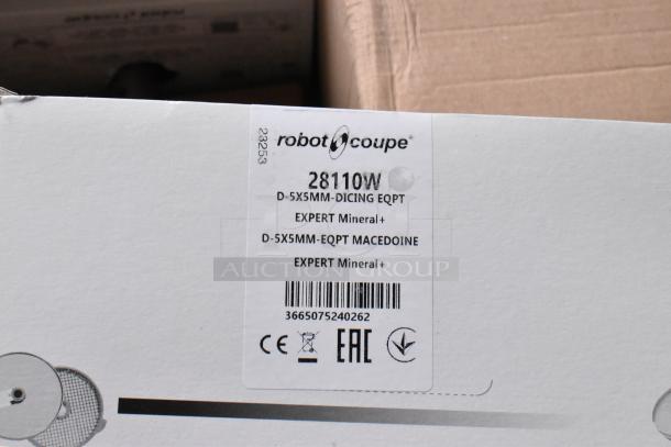 Brand new Robot Coupe food processor blades, models including 28135W, 28114W, 28110W. Packaging shows no significant damage.