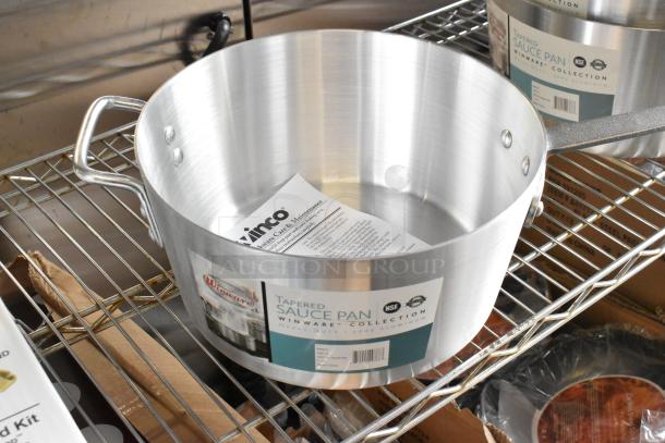 Winco ASP-10 10 qt aluminum saucepan, solid metal handle, new scratch and dent condition, Winware collection label.