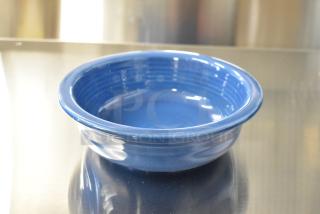 4 new Fiesta ceramic bowls in blue, with minor scratches and dents. Sold in sets; multiply your bid by four.