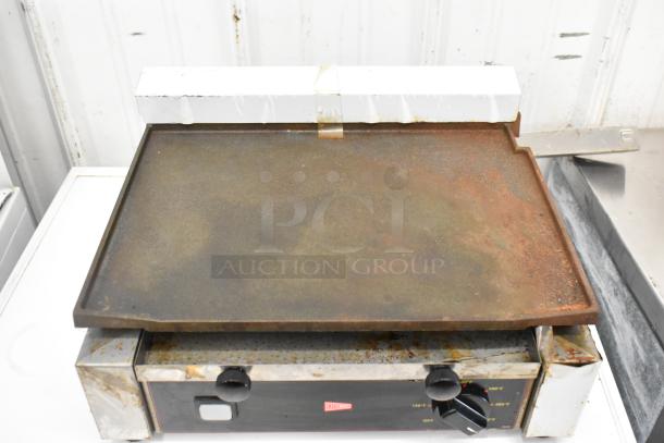 Cecilware ELG-1F countertop electric griddle, stainless steel, flat top, 120V, 1 phase, used condition, visible wear.