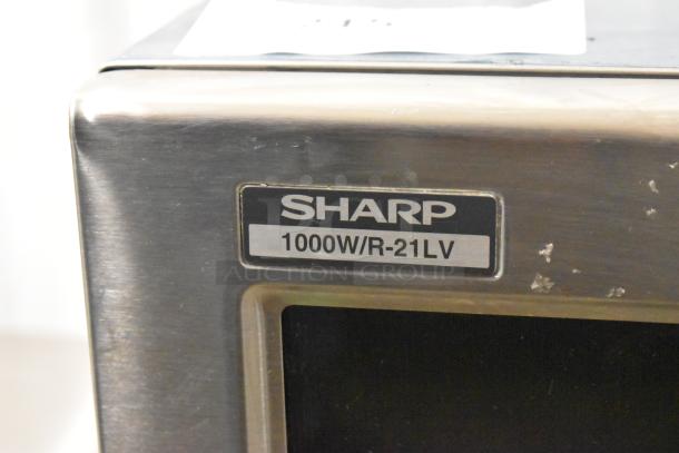 Sharp Stainless Steel Commercial Countertop Microwave Oven, model 1000W/R-21LV. Handle broken; door cannot open.
