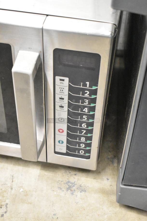 2022 Amana RCS10TS stainless steel commercial microwave, features keypad with cooking settings. 120V, 1 Phase. Excellent condition.