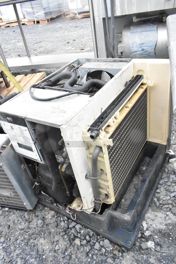 2016 Scotsman C0522SA-1D stainless steel commercial ice head, 115V, 1-phase; visible wear, signs of outdoor storage.