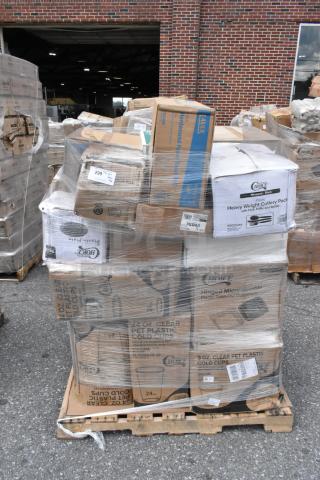 Pallet with 36 scratch and dent items including Choice brand cold cups, food bags, lids, and toilet paper in original packaging.