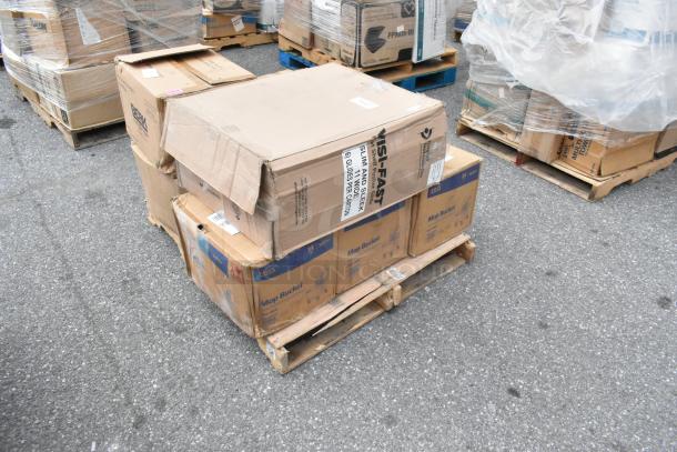 Boxes of mop heads and mop buckets with slightly damaged packaging on a pallet, labeled “Slim and Sleek.”