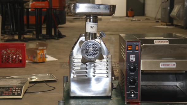 NEW AVANTCO Meat Grinder 177MG22R, 1 1/2 hp, 540 lb/hr, 110V, reverse function, visible tag "37".