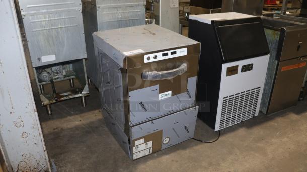 Noble Warewashing HTGW high-temp underbar glass washer, model 495HTGW22, 208V/240V, 1 phase, NOBLE label visible.