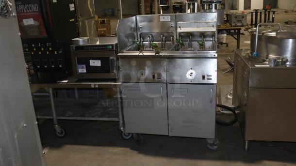 Frymaster 22EF SP double electric deep fryer, 208/240V, stainless steel, dual baskets, used condition, industrial kitchen equipment.
