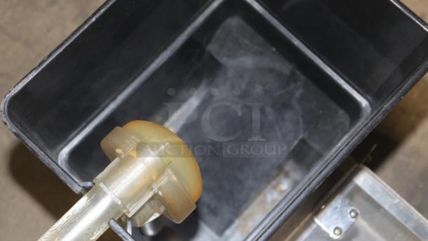 SERVER SS-SE 67690 Series part, featuring a transparent component and a black rectangular casing. Appears in used condition.